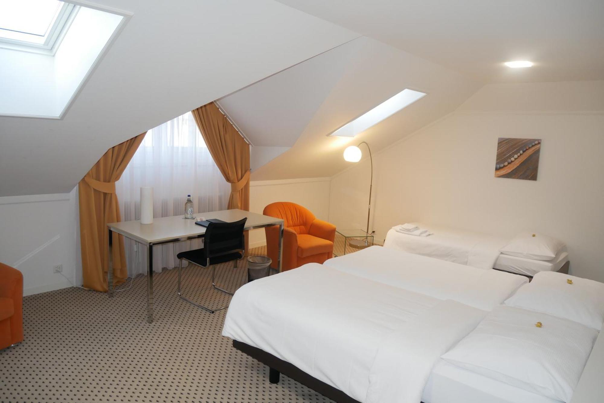 Hotel Schwanen Wil Rum bild
