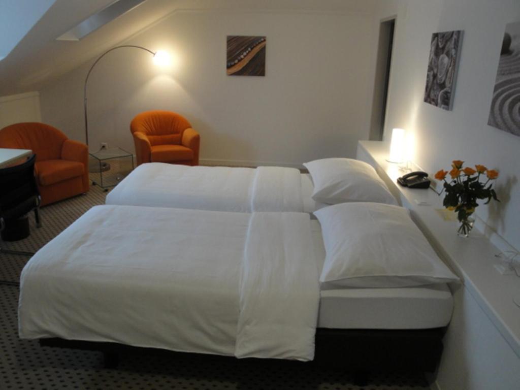 Hotel Schwanen Wil Rum bild